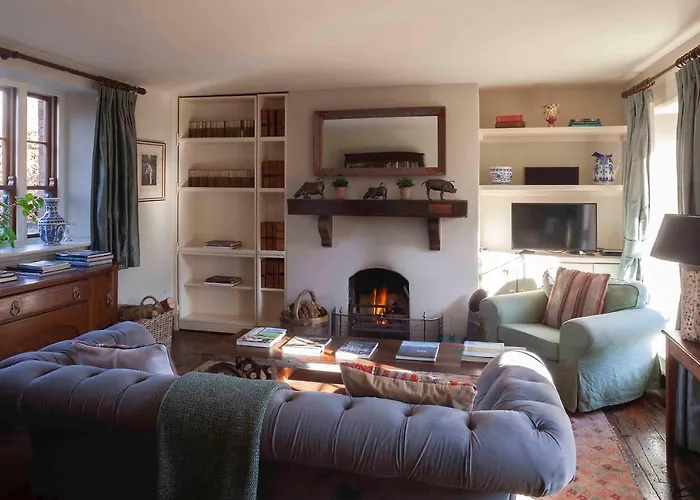 The Stable Yard House At Burtown House & Gardens