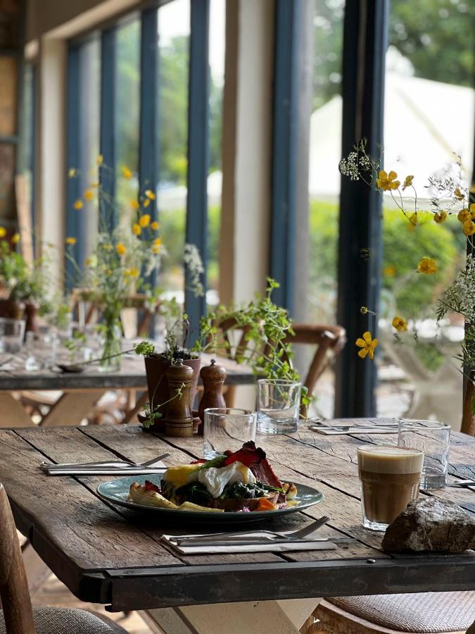 Villa The Stable Yard House At Burtown House & Gardens