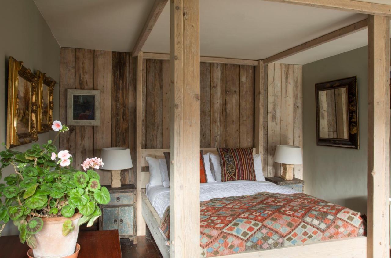 The Stable Yard House At Burtown House & Gardens Villa