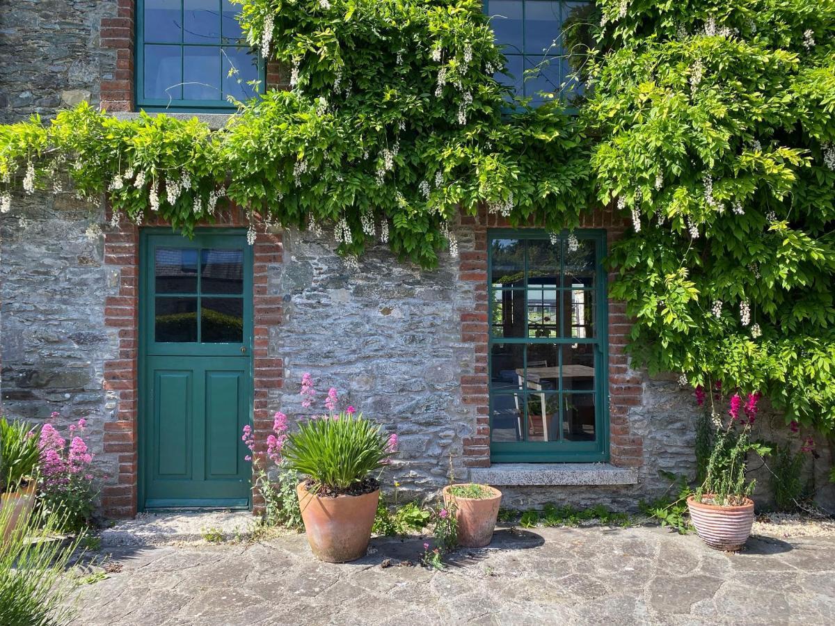 The Stable Yard House At Burtown House & Gardens *