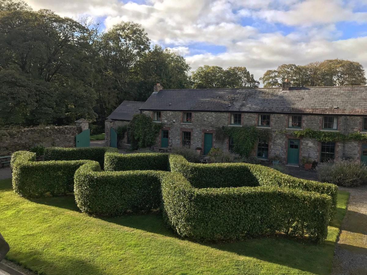 Villa The Stable Yard House At Burtown House & Gardens Athy