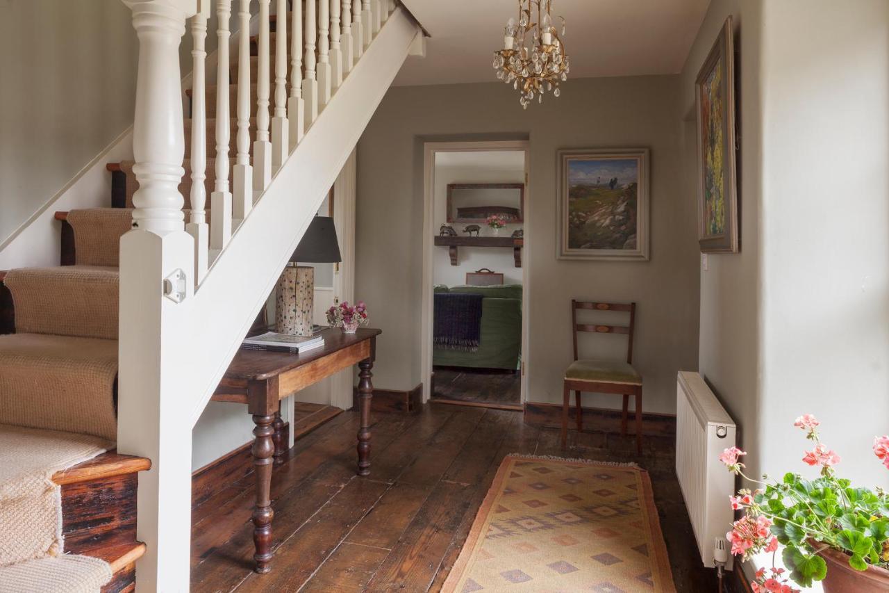 The Stable Yard House At Burtown House & Gardens Villa